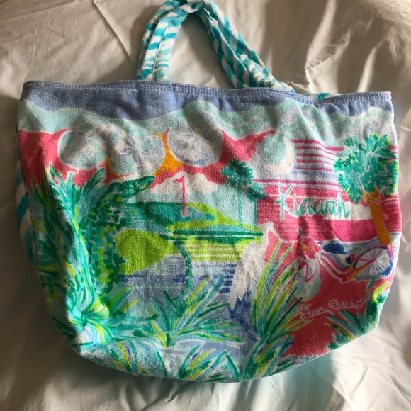 Lilly Pulitzer Handbags - NWT lilly Pulitzer destination tote kiawah